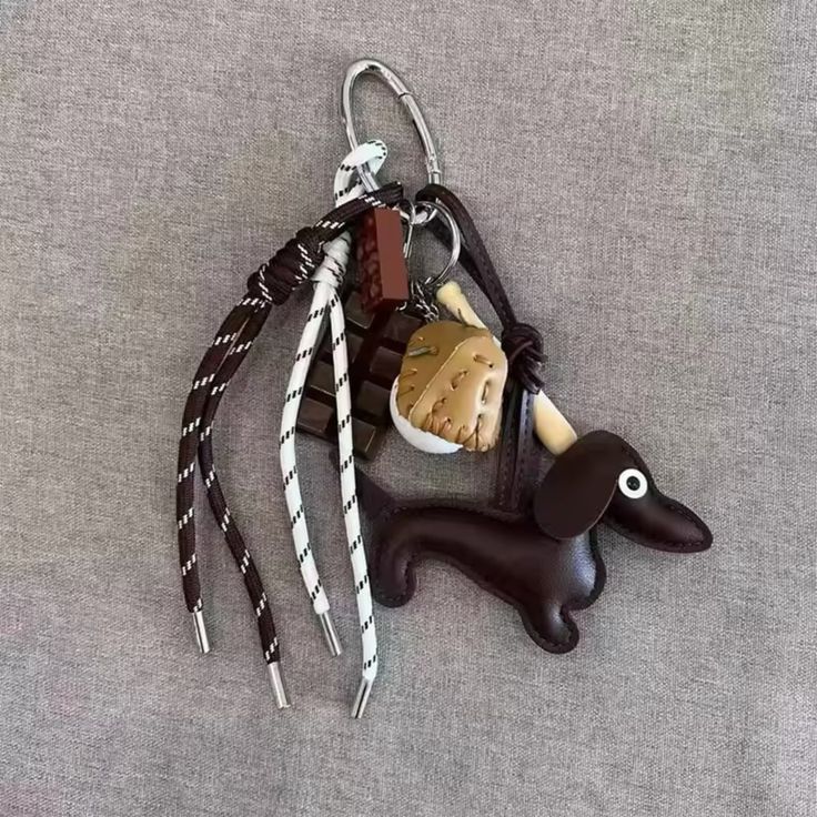 BAG CHARMS CHIEN
