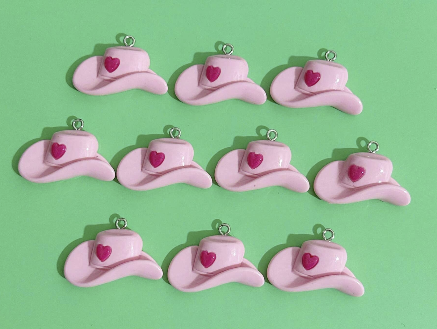 Charms numero 27 - CHAPEAU COWBOY PINK