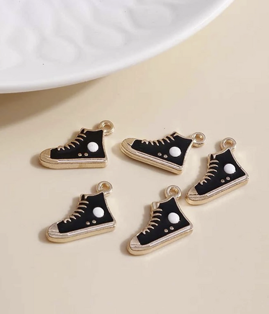 Charms numero 16 - Converses