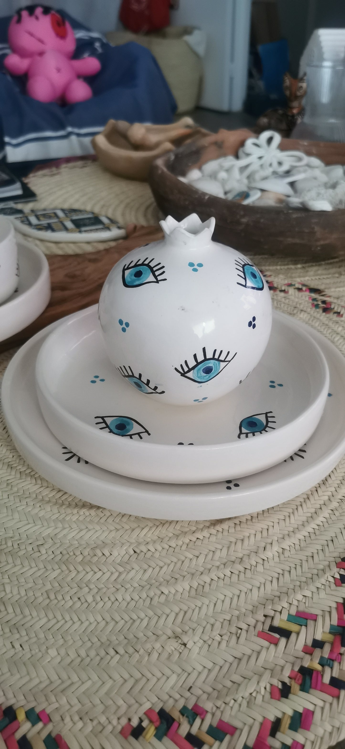 GRENADE EYES