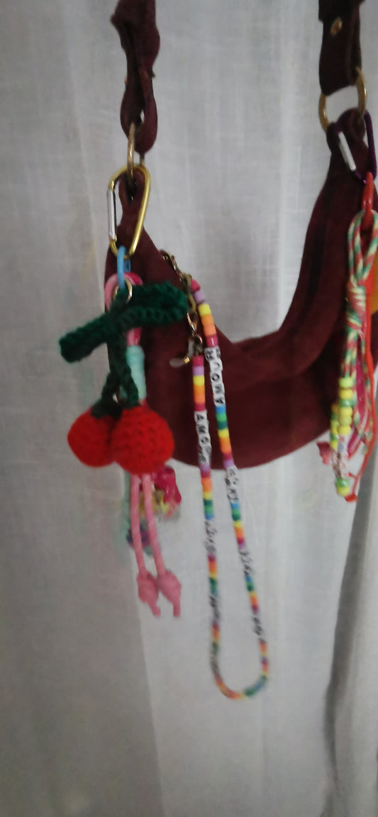BAG CHARMS CERISE