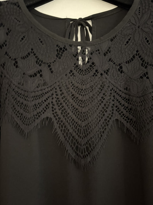 CHEMISIER AVEC BRODERIE