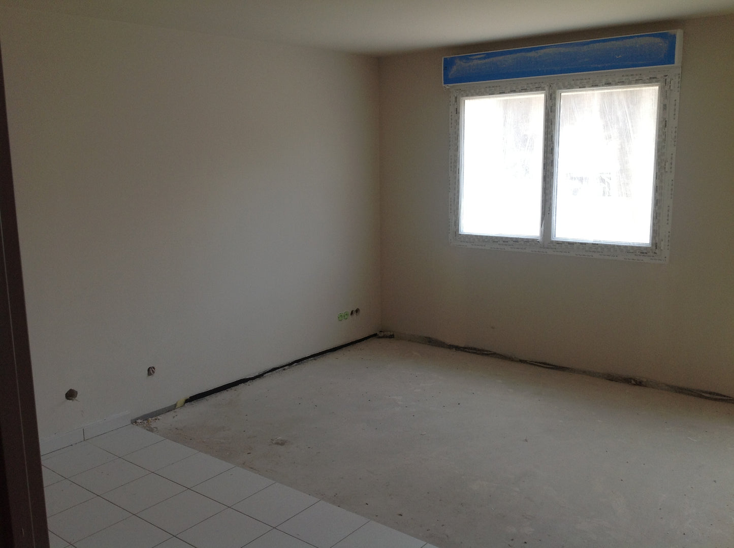 APPARTEMENT EUGENE LEVASSEUR ROMAINVILLE