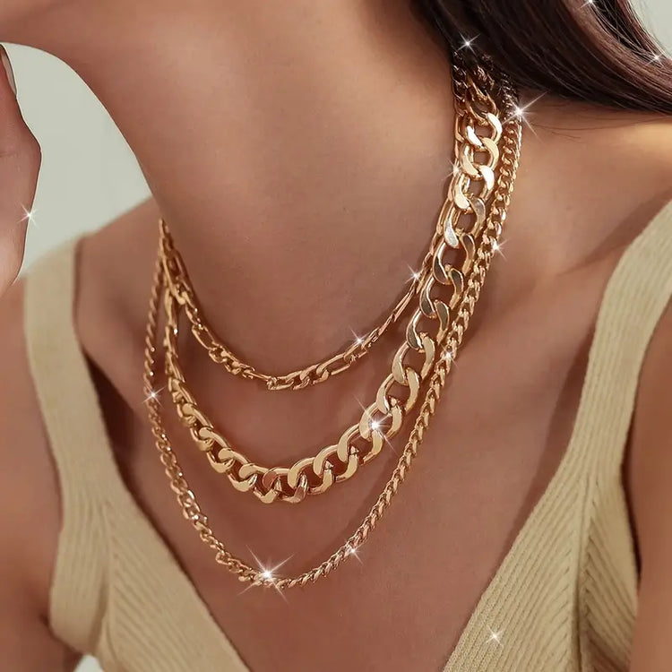 LES CHAINES & BRACELETS  A PERSONNALISER DE CAROLINA