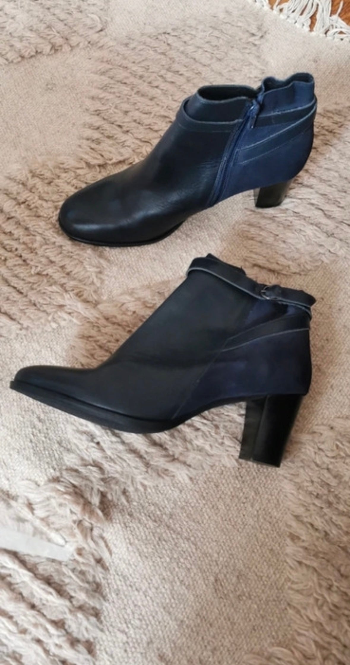 BOTTINES CUIR