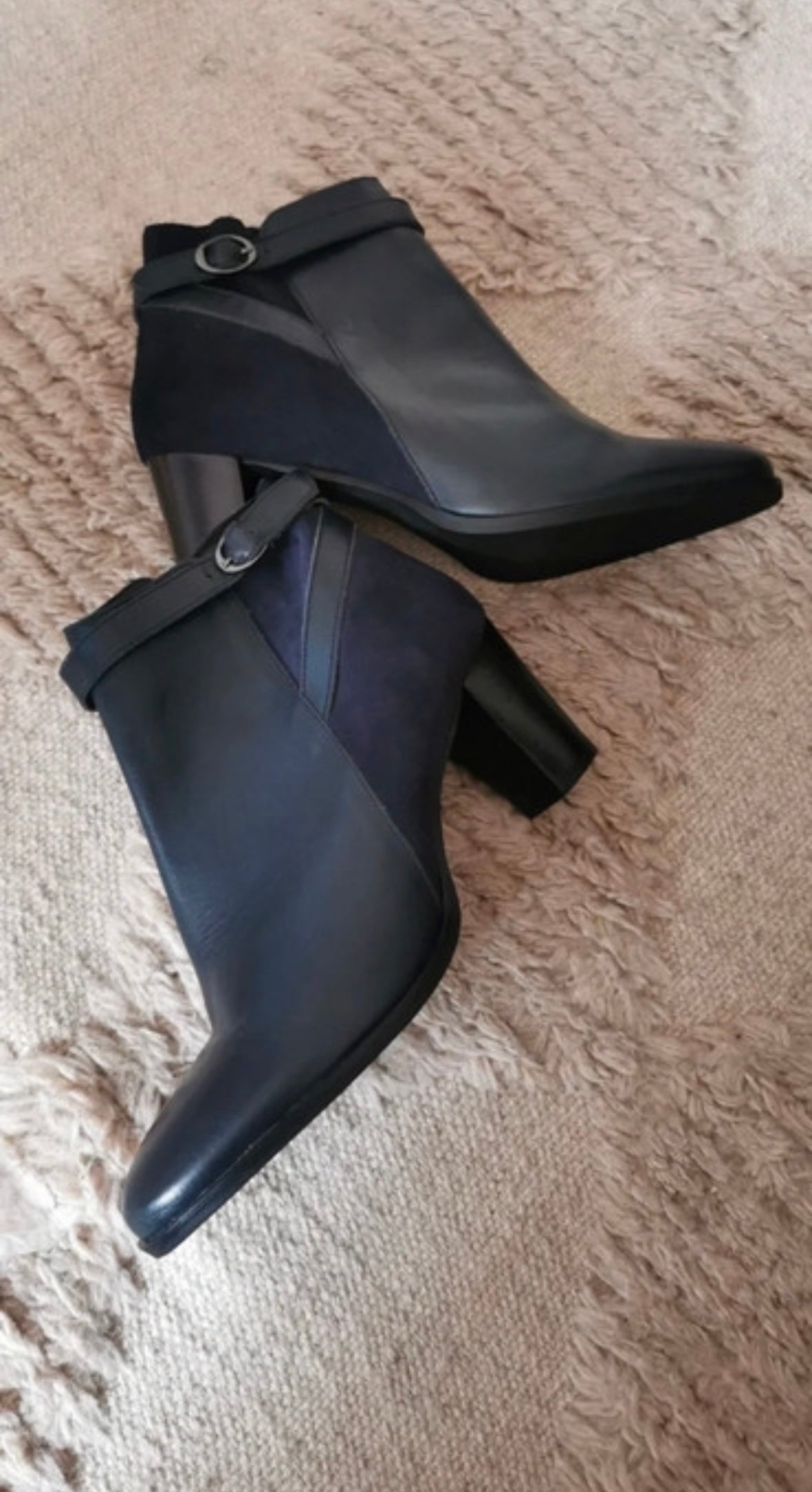BOTTINES CUIR
