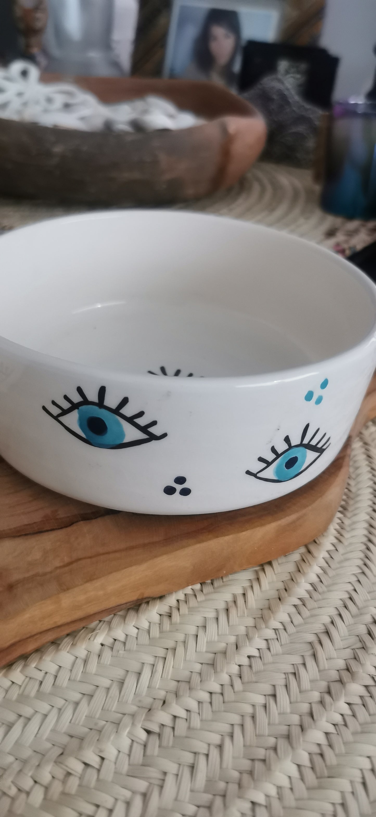 BOL EYES