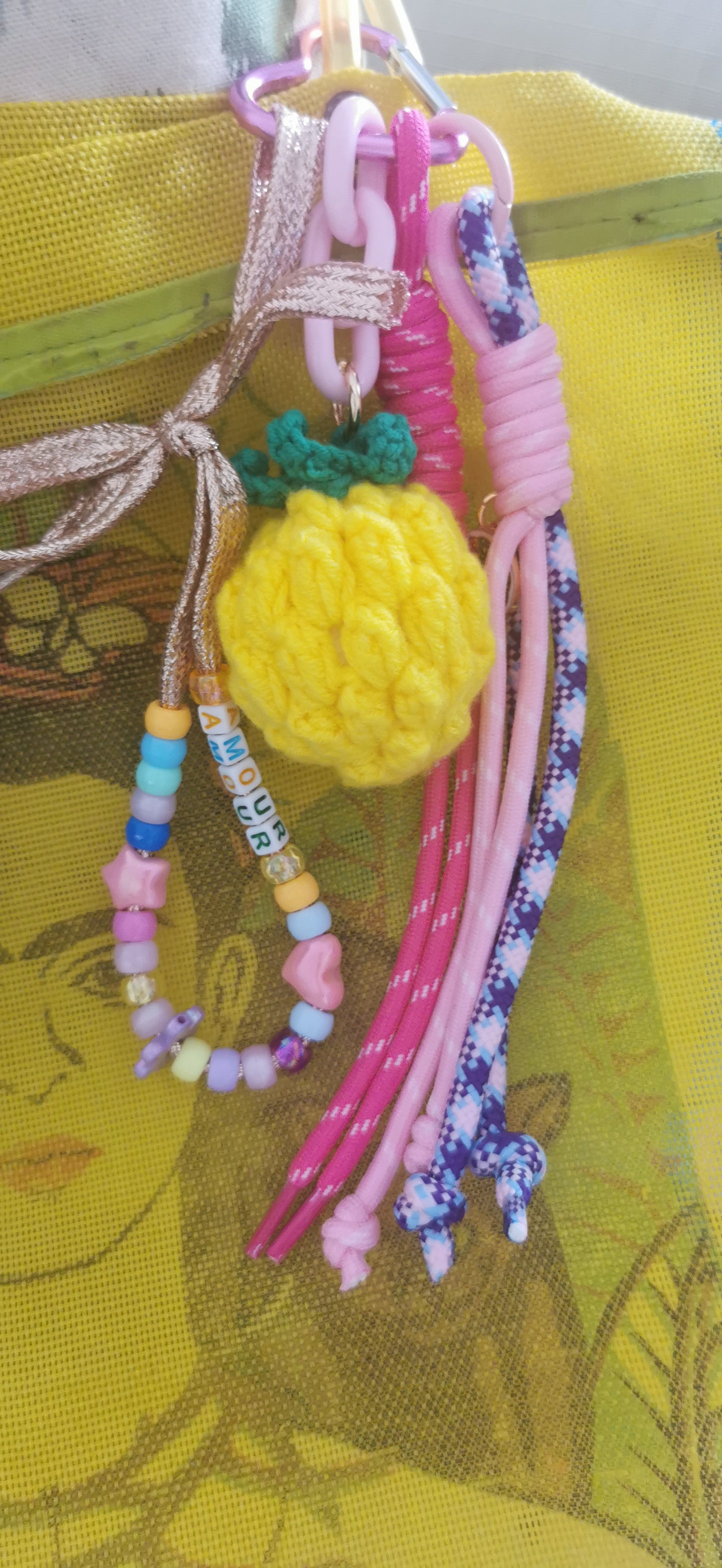 Bijoux de sacs citron