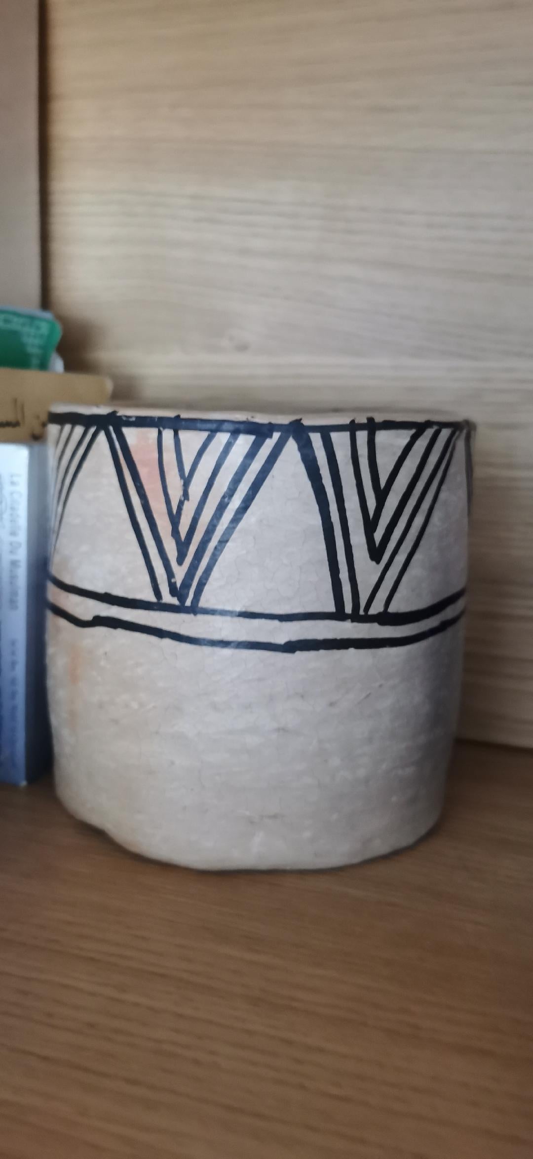 VASE BERBERE AVEC DESSIN